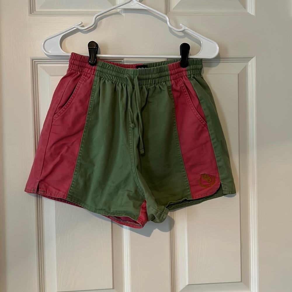 Two-tone summer shorts from Urban Outfitters